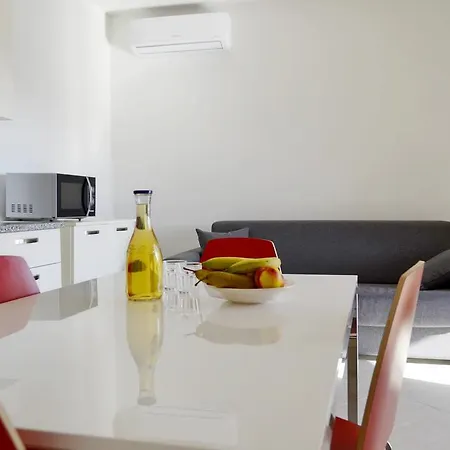 Gf La Vigna Apartman *